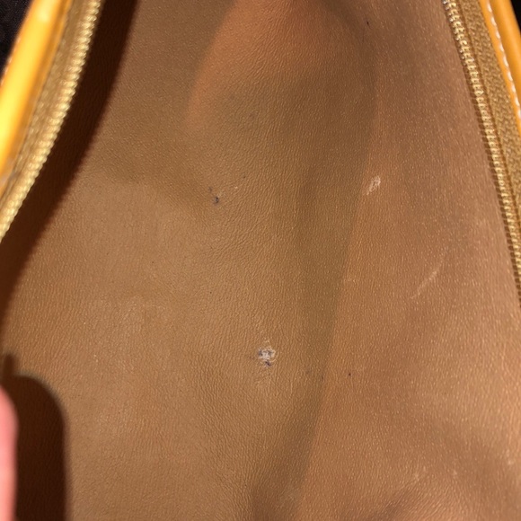 Gucci Clutch - Picture 4 of 6